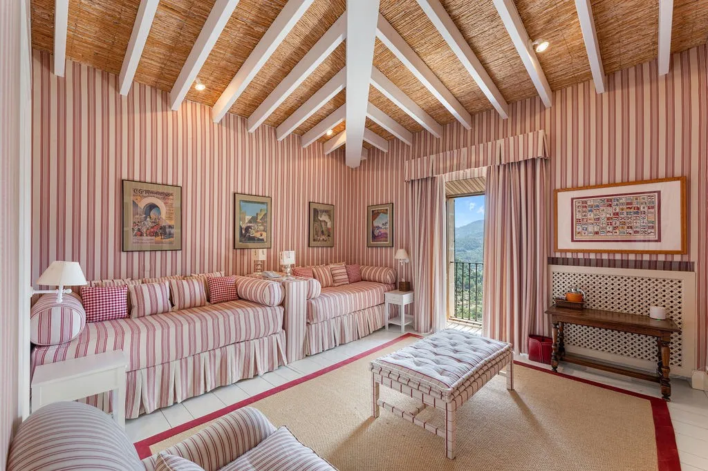 Impressive Majorcan country manor house-25