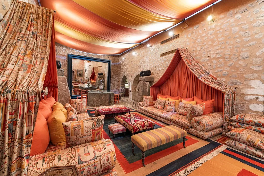 Impressive Majorcan country manor house-28