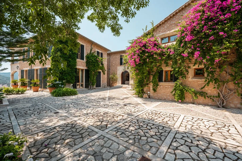 Impressive Majorcan country manor house-5
