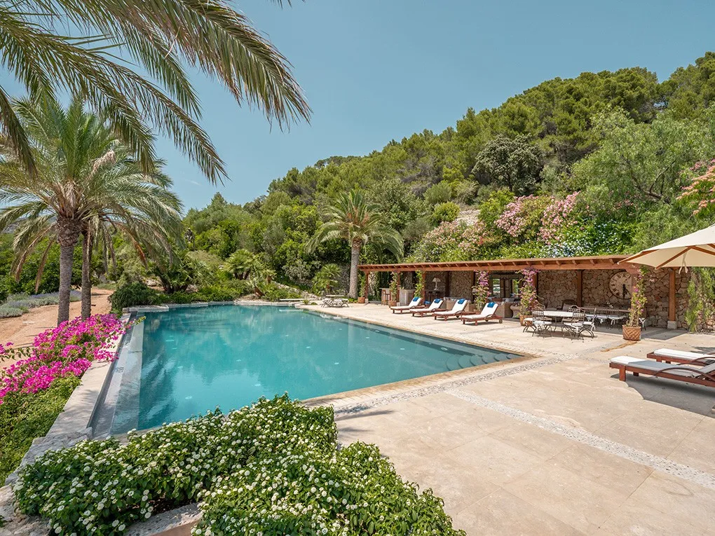 Impressive Majorcan country manor house-2