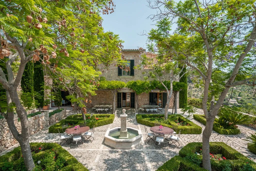 Impressive Majorcan country manor house-17