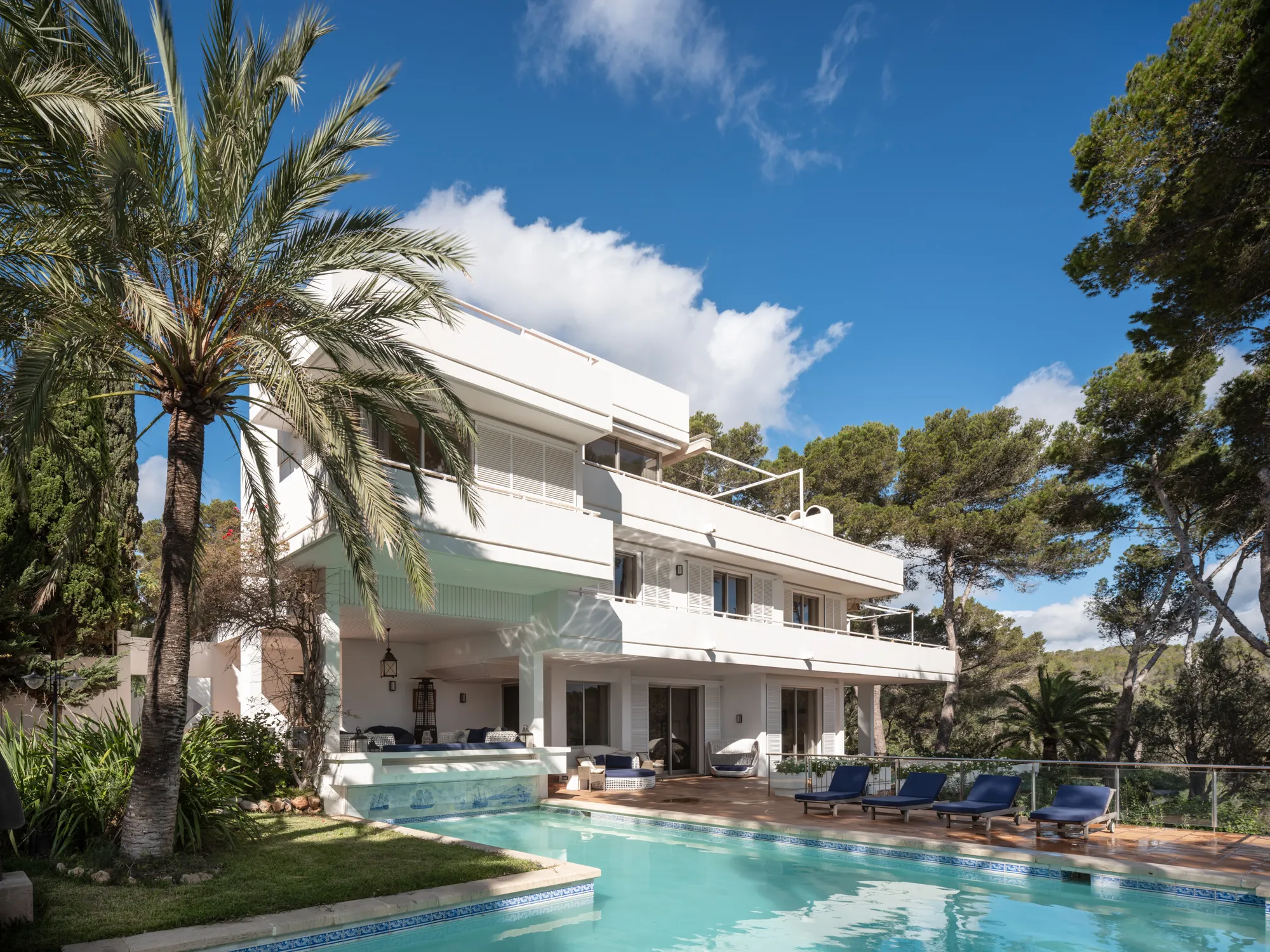 Propiedad en primera linea con acesso al mar-2