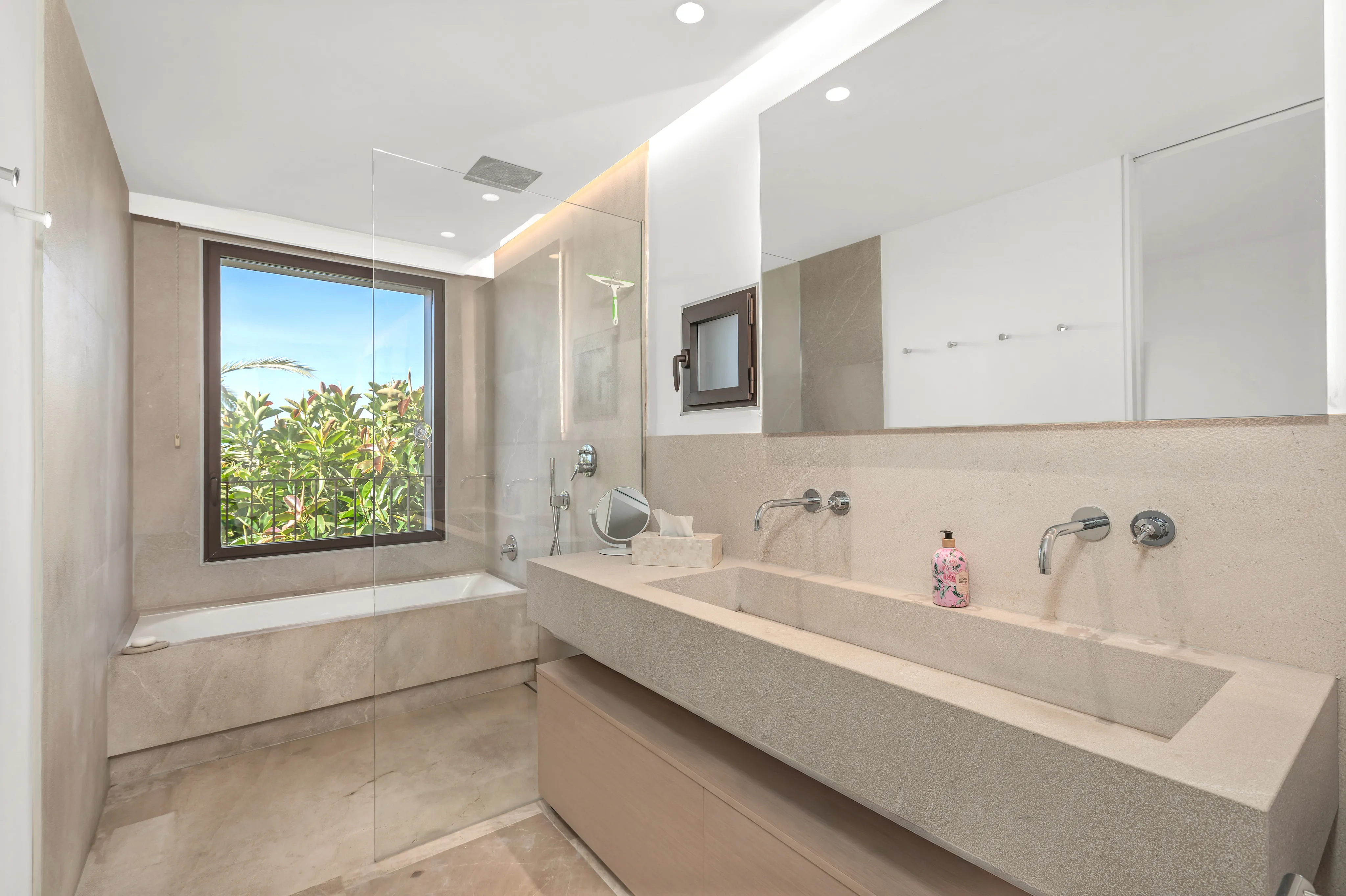 Esperienza di vita esclusiva con vista sul mare a La Bonanova-7