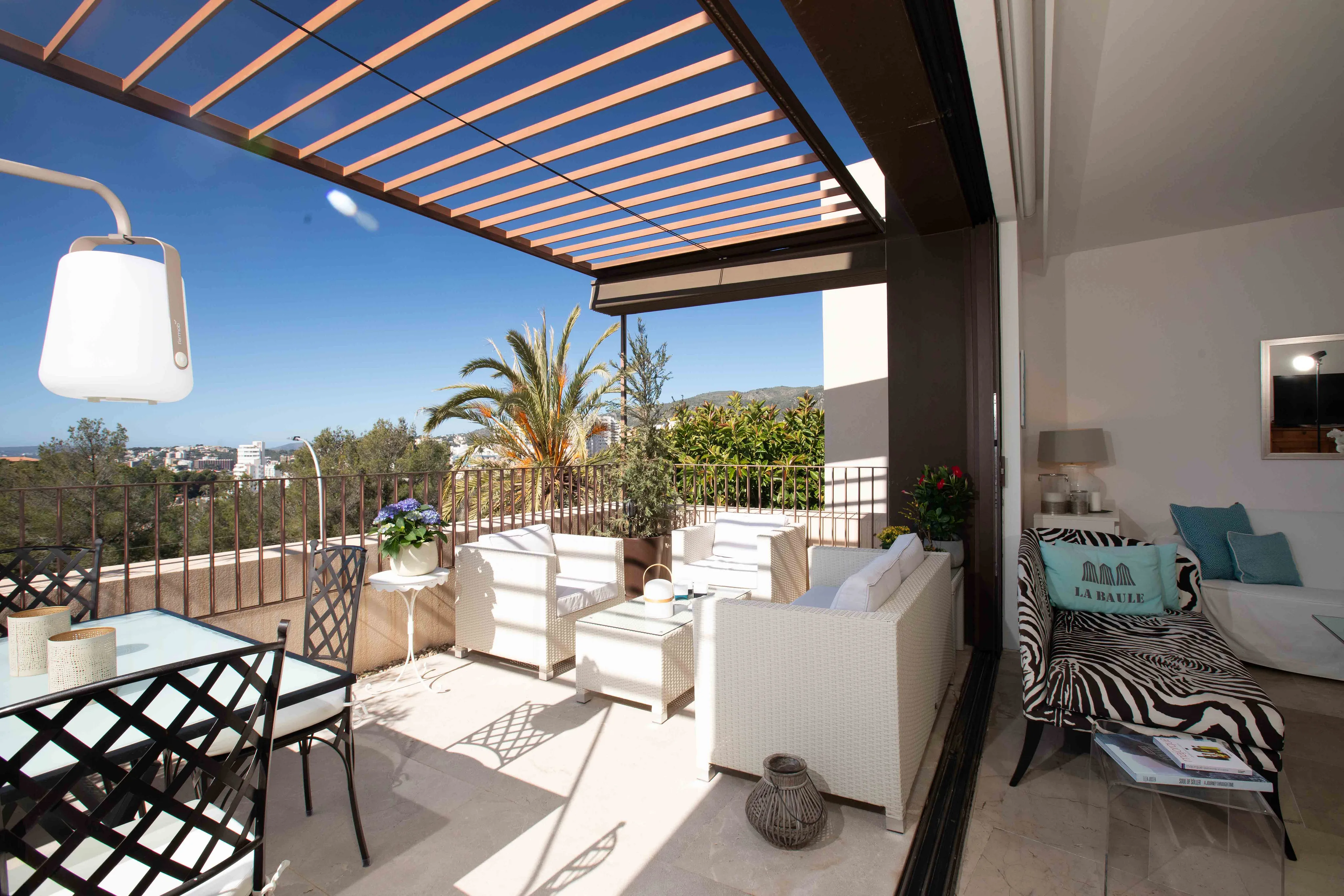 Exclusive living experience with sea view in La Bonanova-14