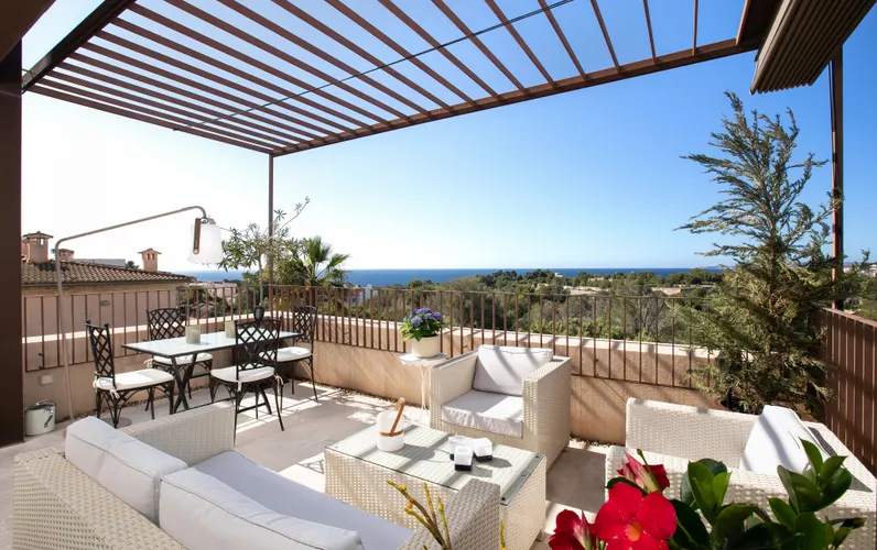 Exclusive living experience with sea view in La Bonanova