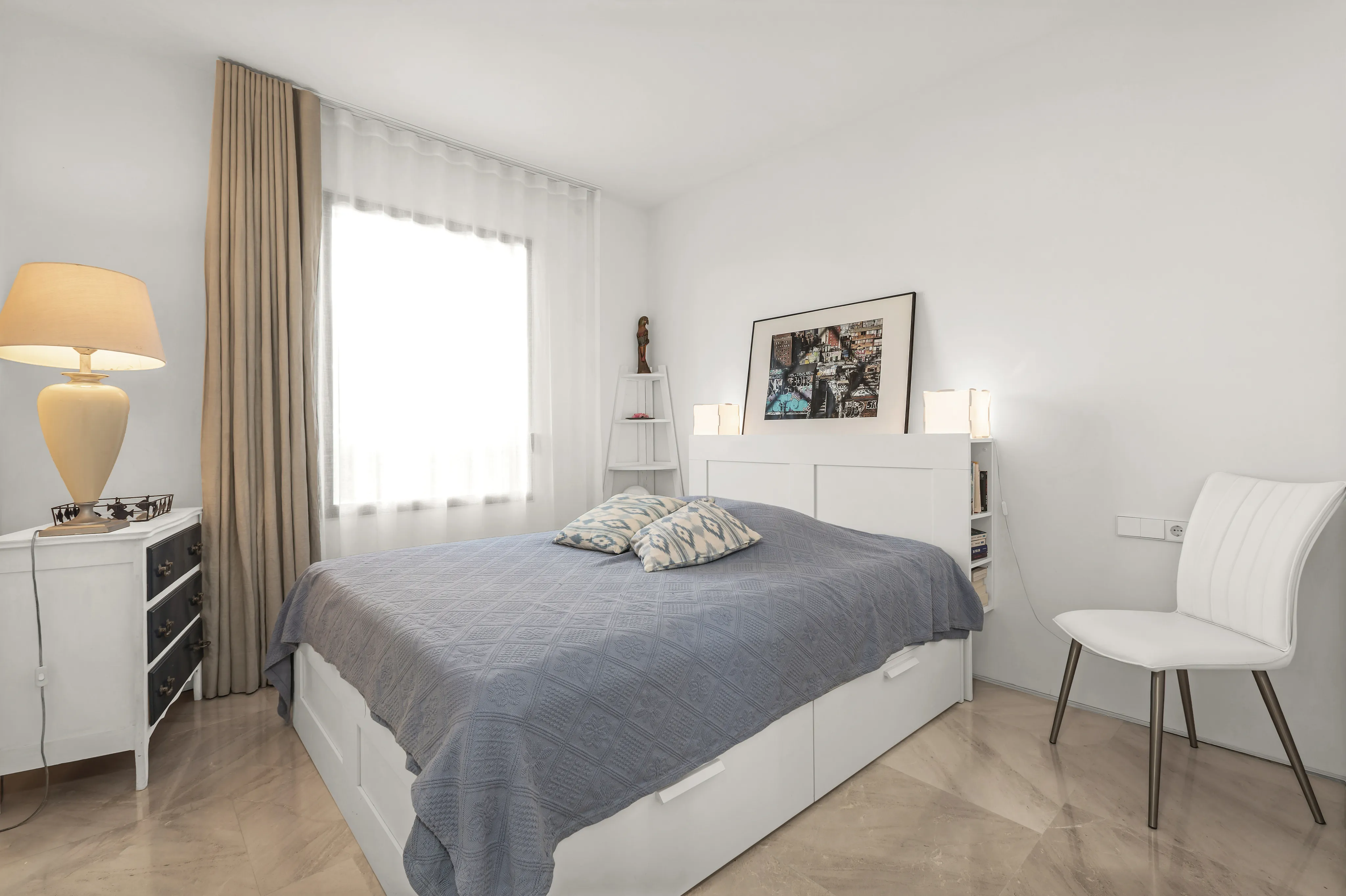 Exclusive living experience with sea view in La Bonanova-7