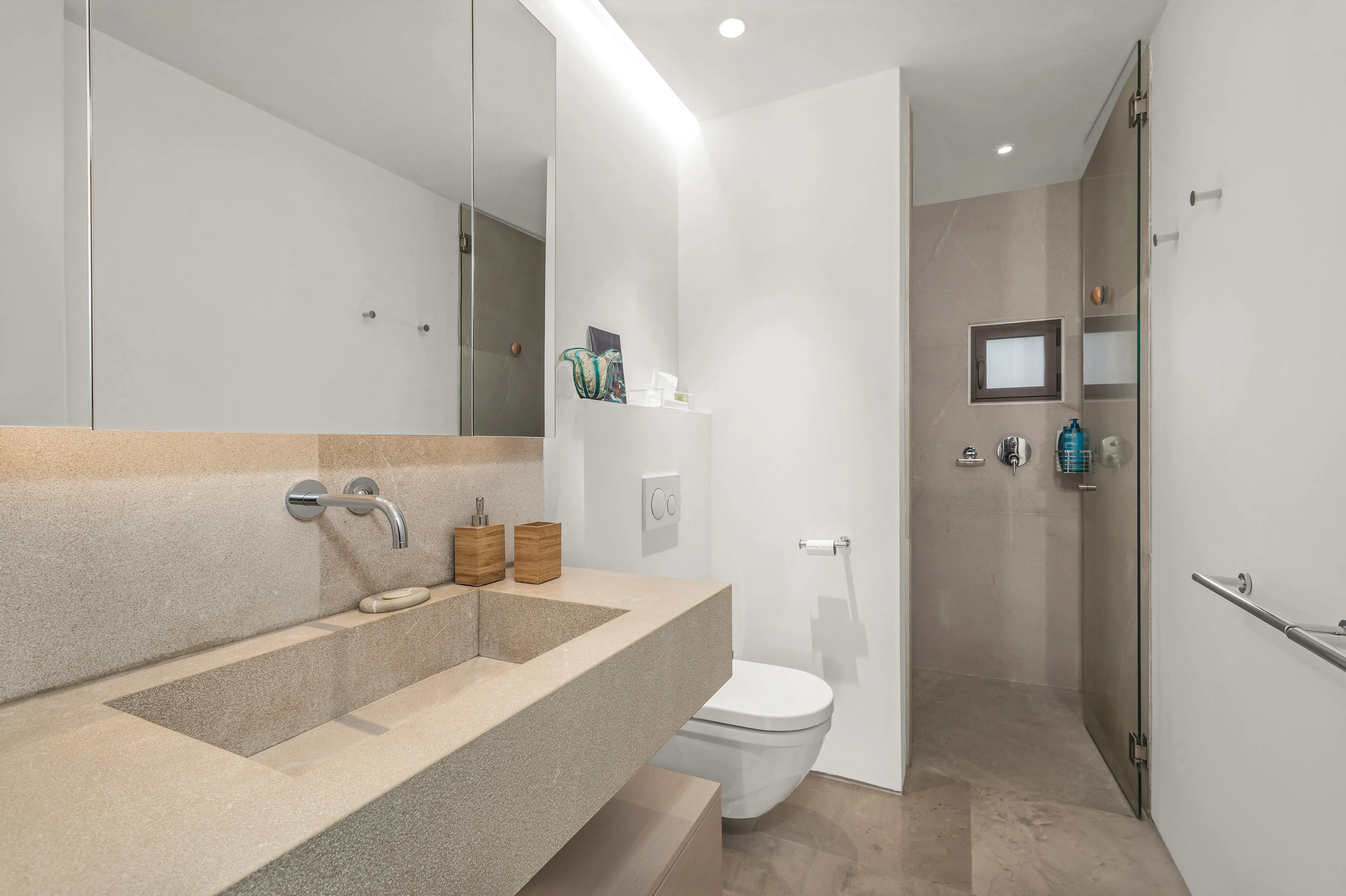 Exclusive living experience with sea view in La Bonanova-10