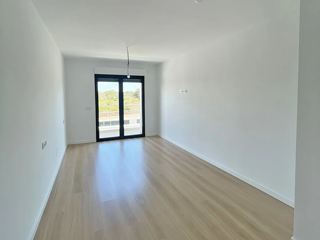 Neugebaute Doppelhaushälfte mit Blick auf die Bucht von Palma-9