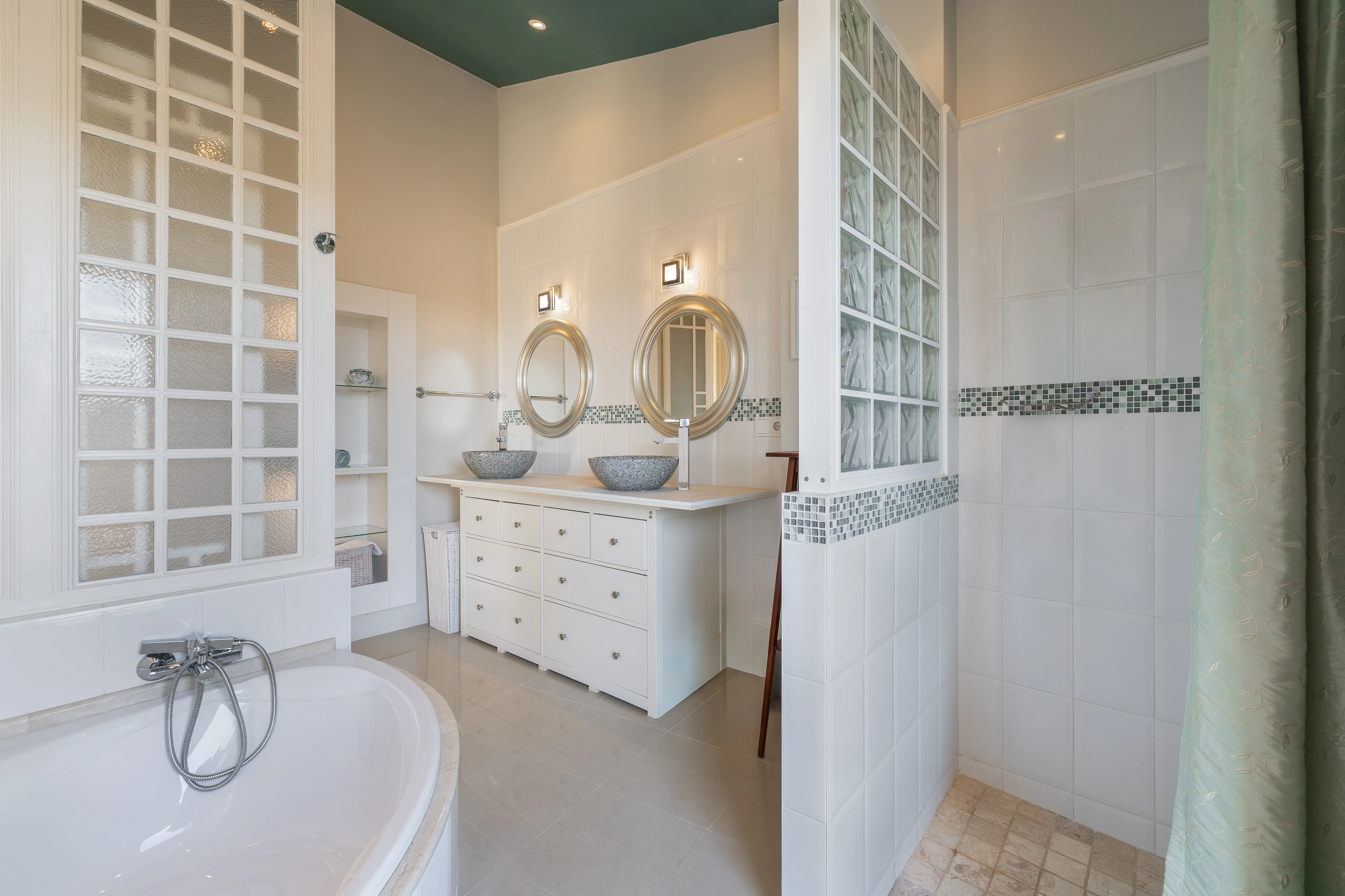 Excepcional y espaciosa de pueblo con piscina en Sant Joan-10