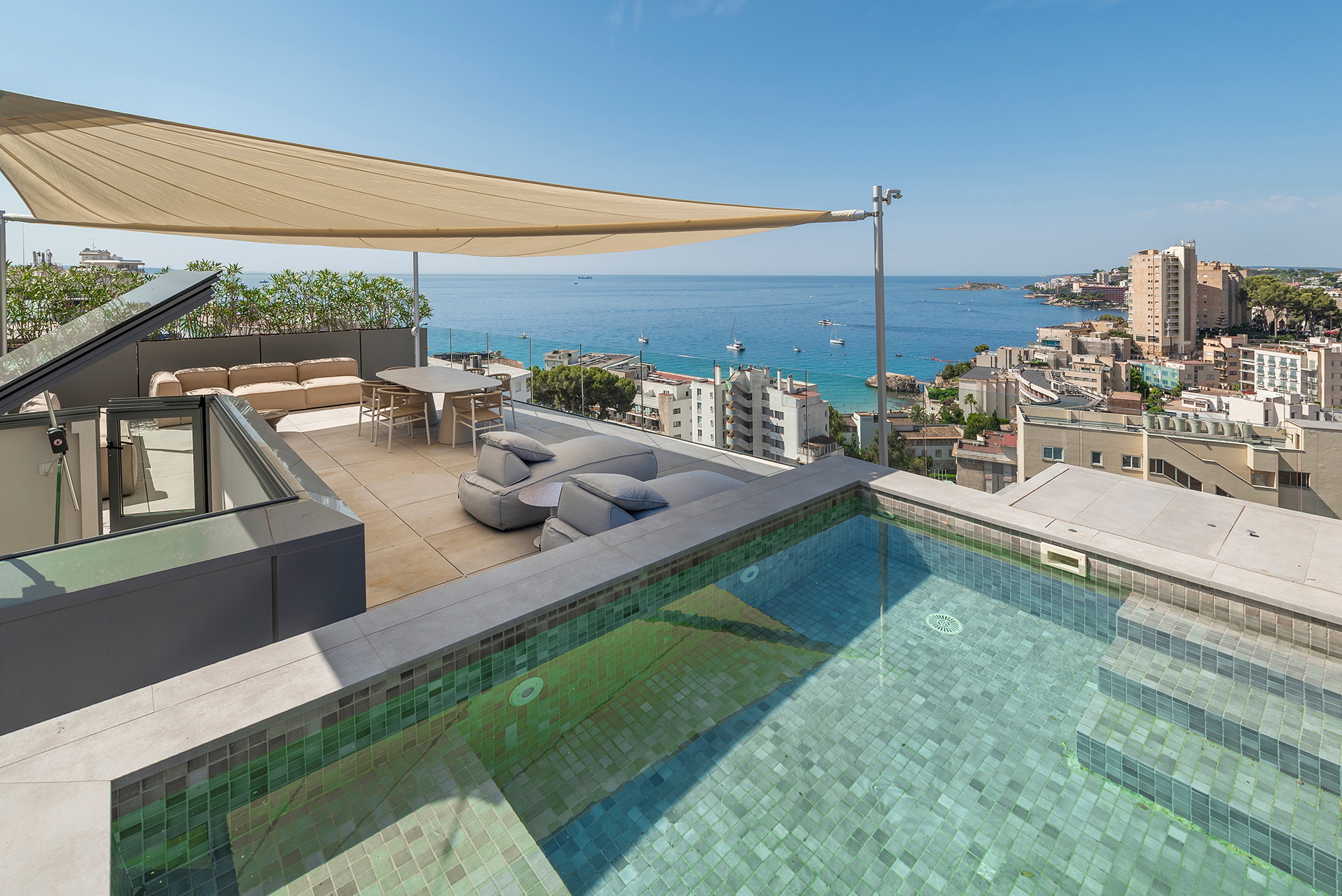 New-build designer penthouse with breathtaking sea views and private pool