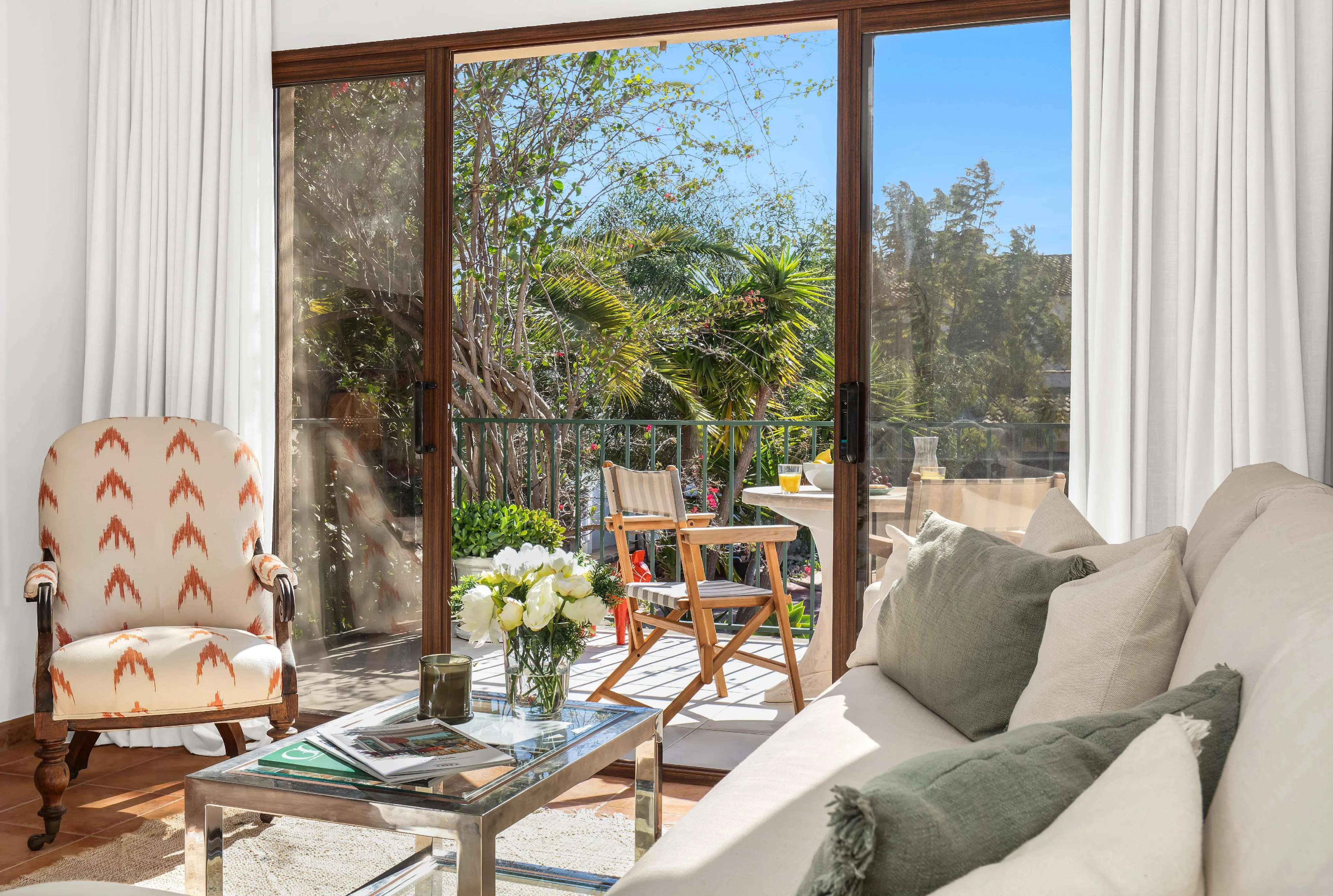 Charming townhouse in Portals, walking distance to beach and amenities-1