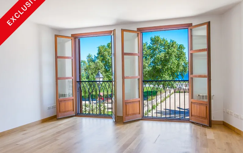 Large, sun-filled flat with sea view, parking, storage space and lift - Calatrava