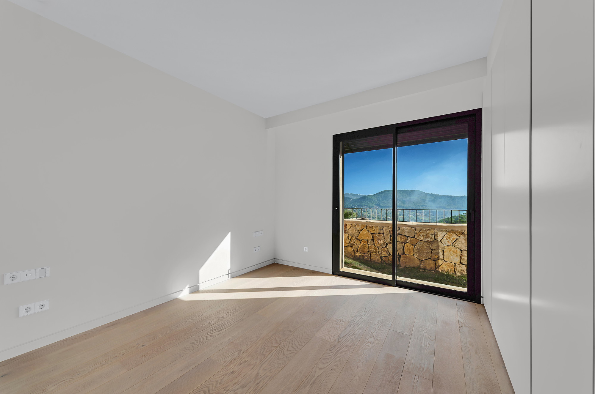 Exclusive townhouse in the luxury complex Amber Village - Port Andratx-9