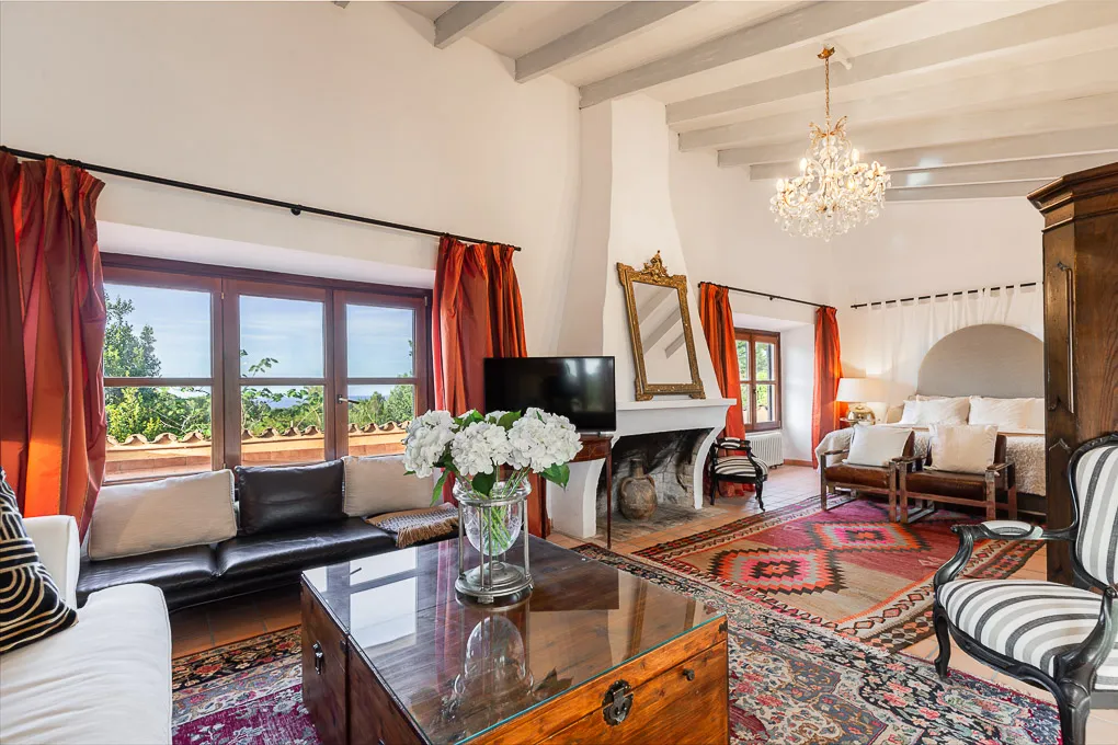 Unik finca-ensemble med boutique-karaktär och havsutsikt nära Cala Agulla-8