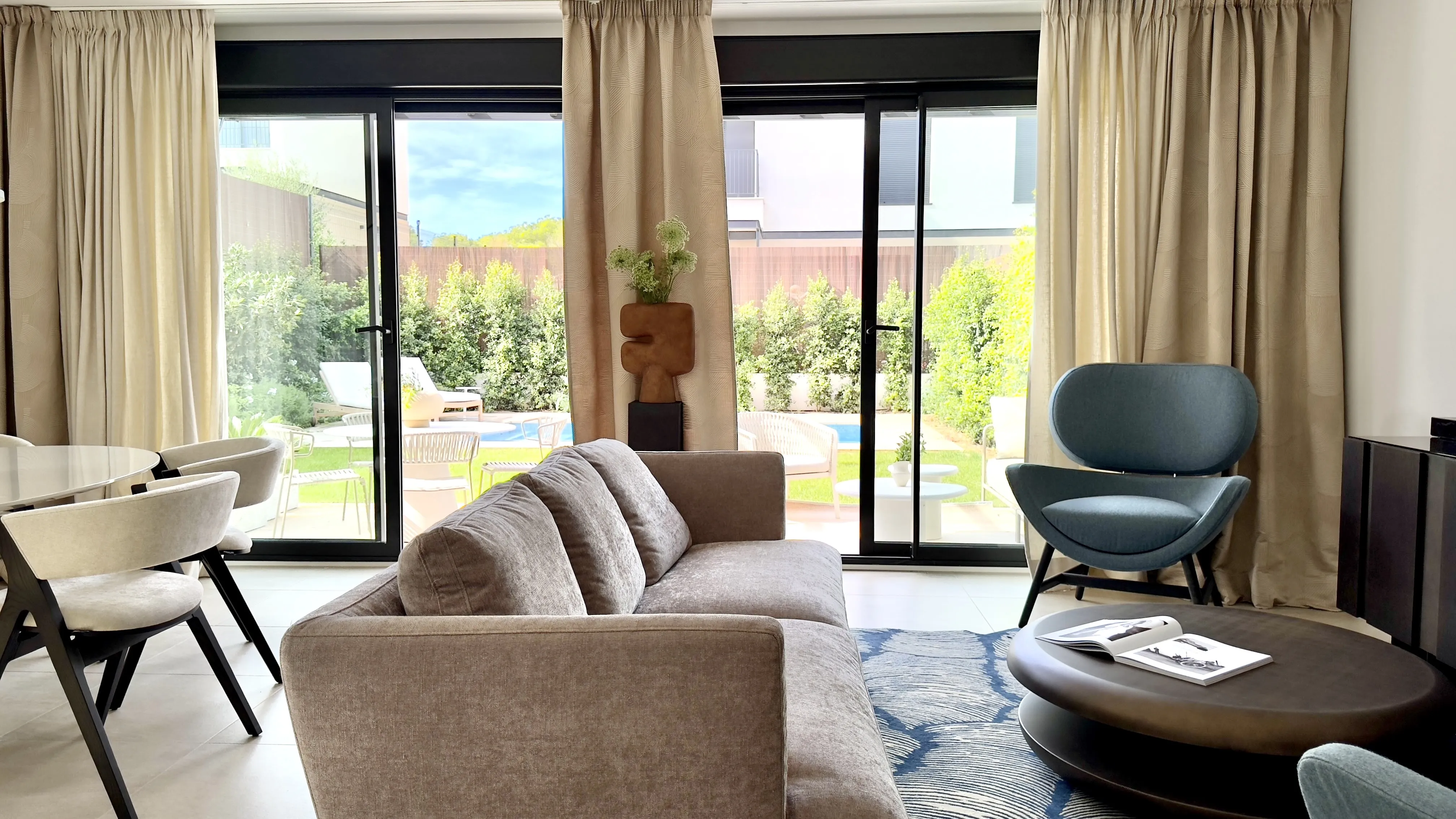 Modernt parhus i Puig de Ros-3