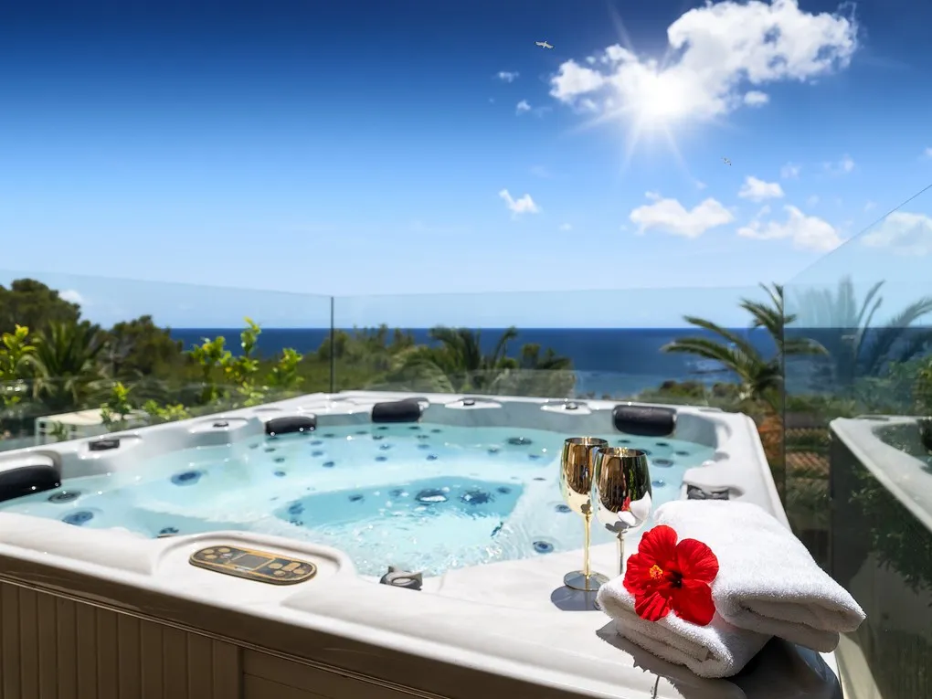 Luksusowa willa z widokiem na morze i licencją na wynajem w Costa d'en Blanes-17