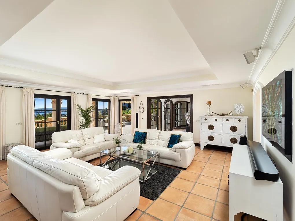 Luksusowa willa z widokiem na morze i licencją na wynajem w Costa d'en Blanes-4