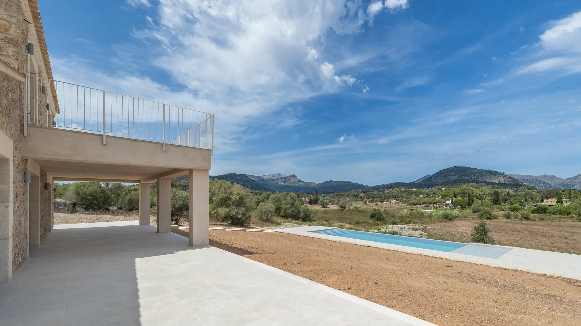 Nuovissima casa di campagna di alta qualità con vista mozzafiato-14