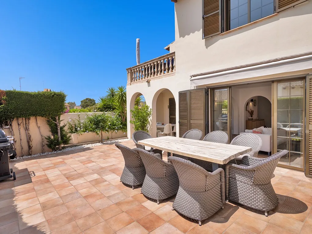 Fritliggende hus i populært kvarter i Santa Ponsa-18