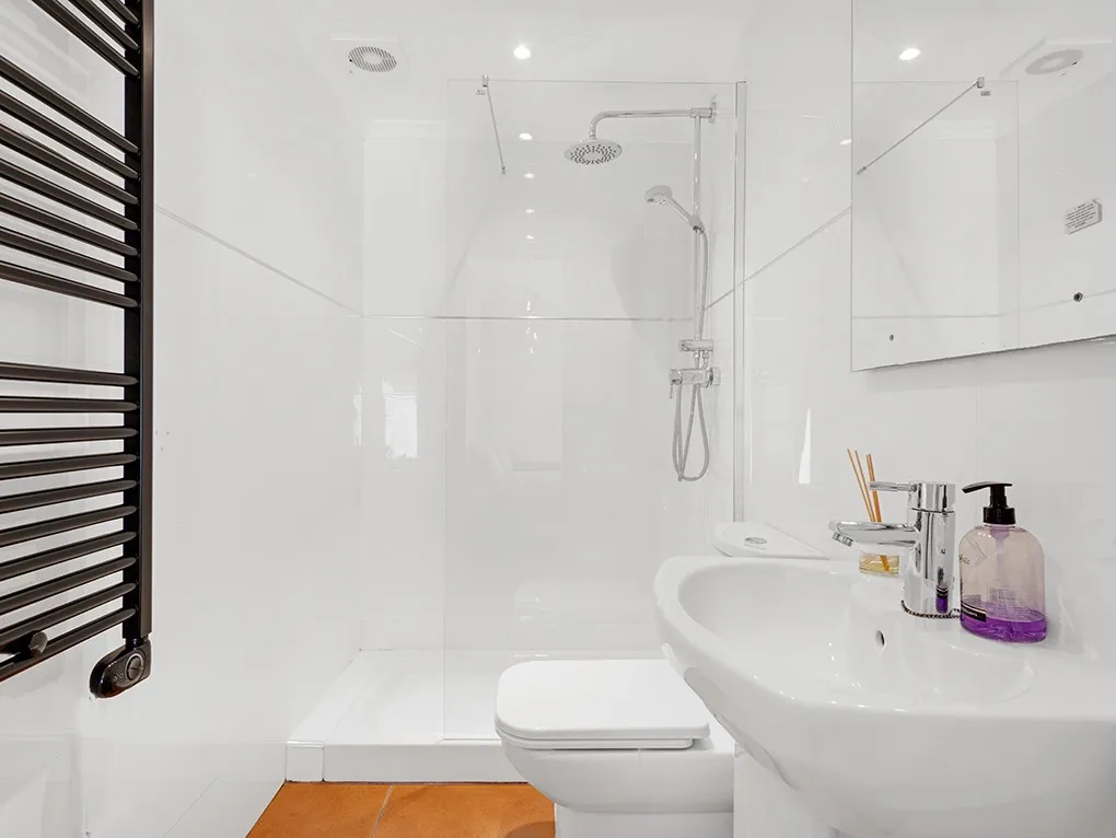 Hörnhus i populärt bostadsområde i Santa Ponsa-8