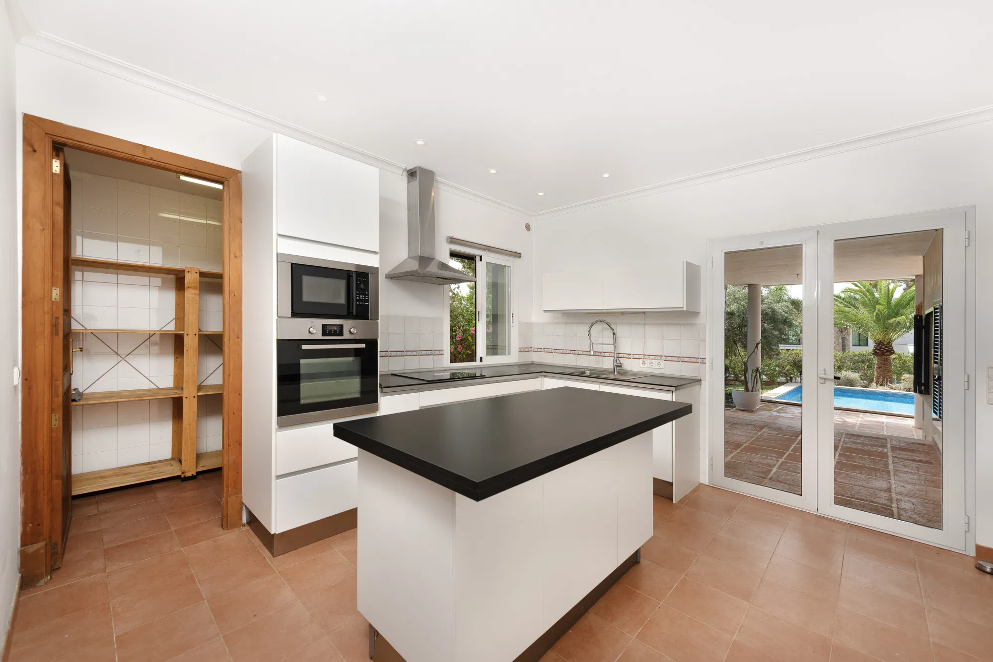 Mediterranean-Style House for Rent in Sol de Mallorca-5