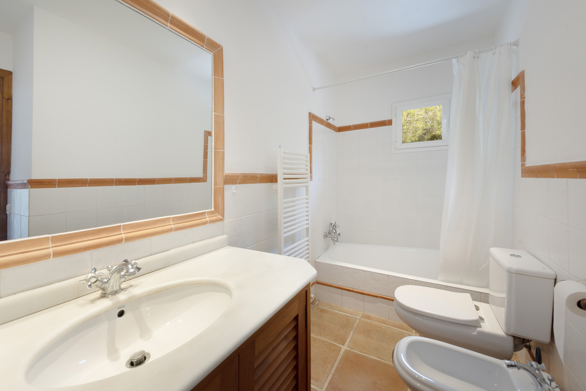 Mediterranean-Style House for Rent in Sol de Mallorca-13