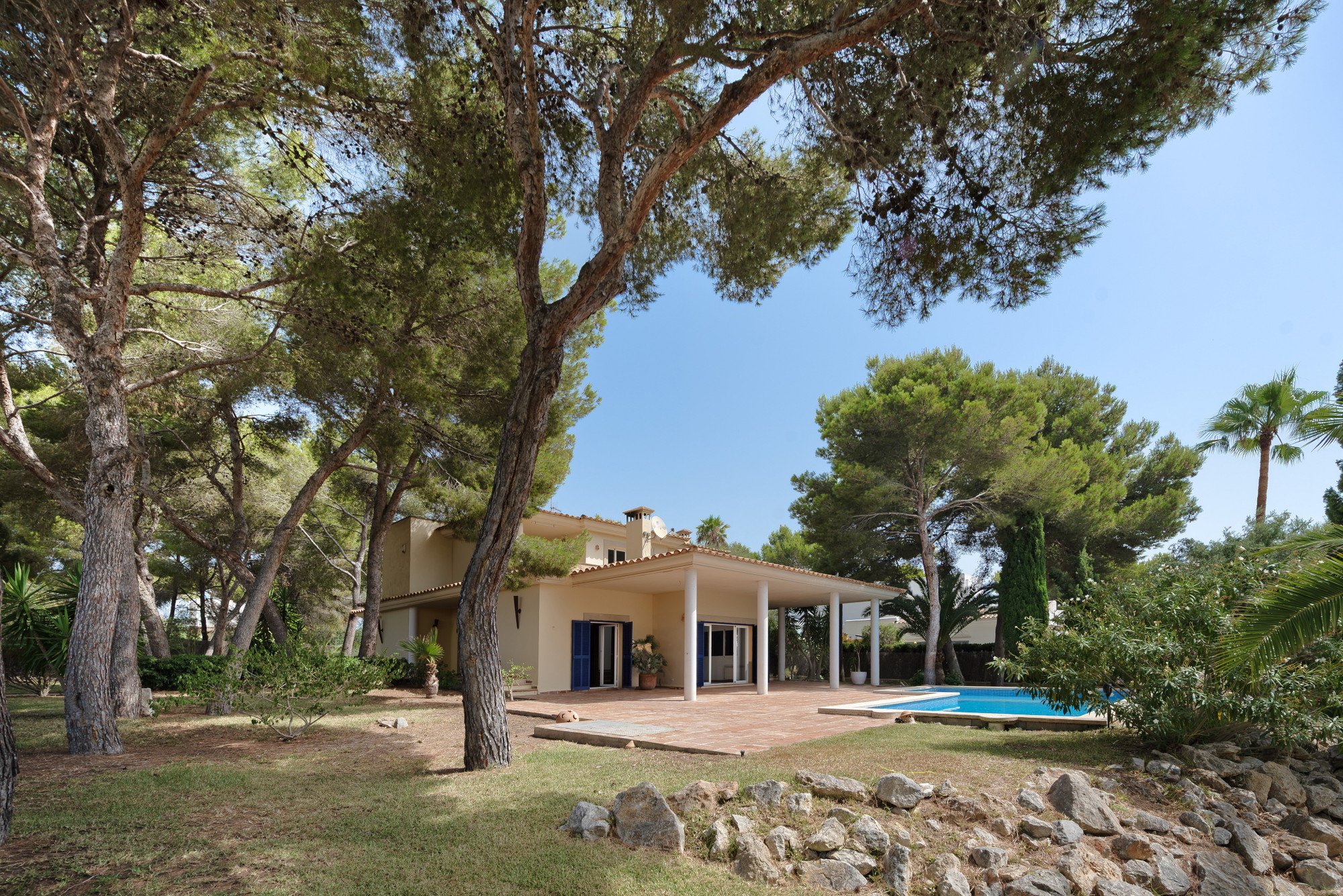 Mediterranean-Style House for Rent in Sol de Mallorca-24