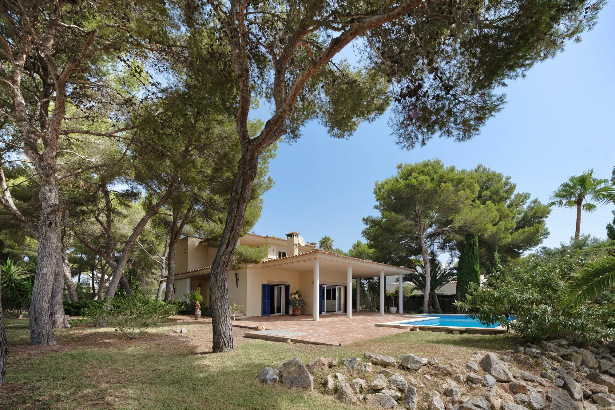 Mediterranean-Style House for Rent in Sol de Mallorca-24