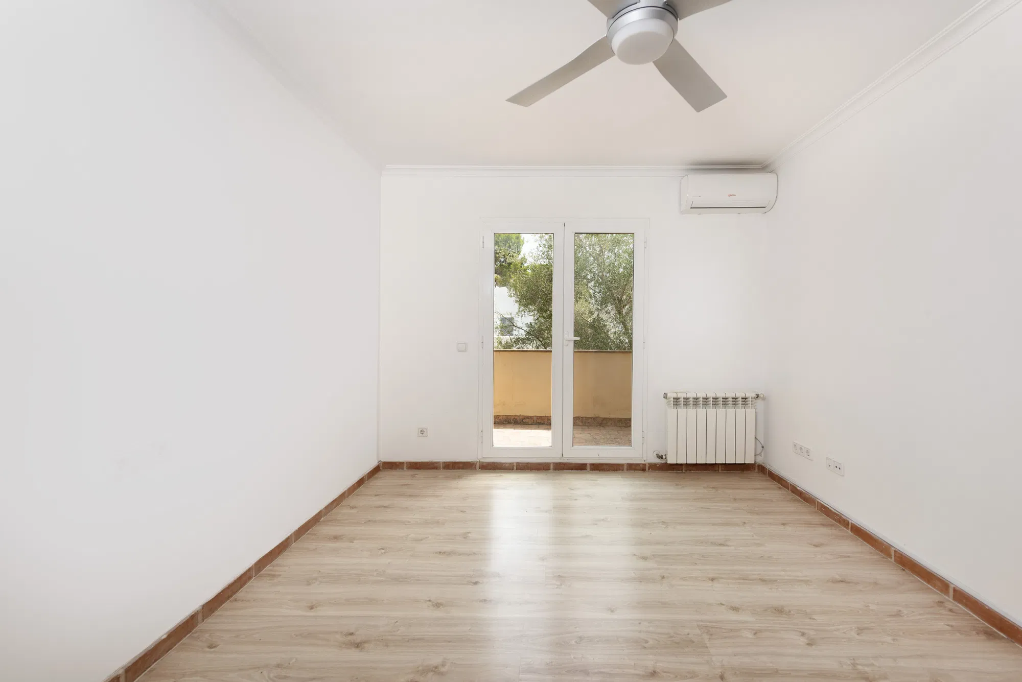 Mediterranean-Style House for Rent in Sol de Mallorca-16