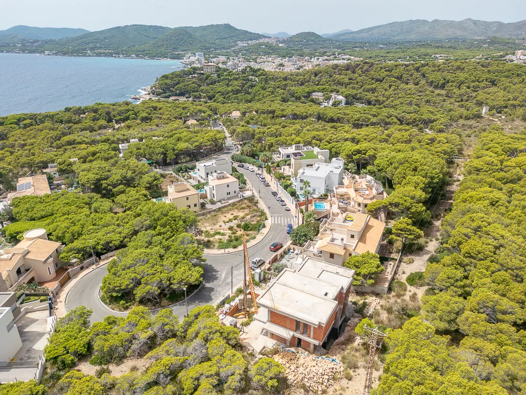 Villa in ruwbouw met fantastisch uitzicht op zee-6