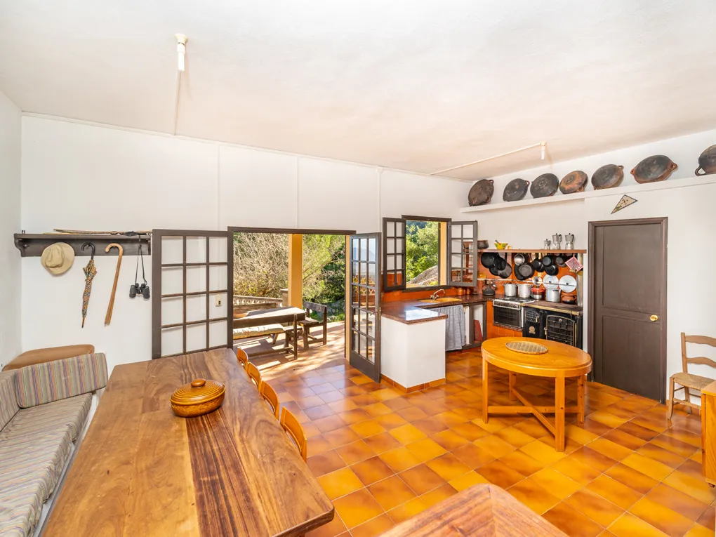 Finca in Pollensa with spectacular sea views-8