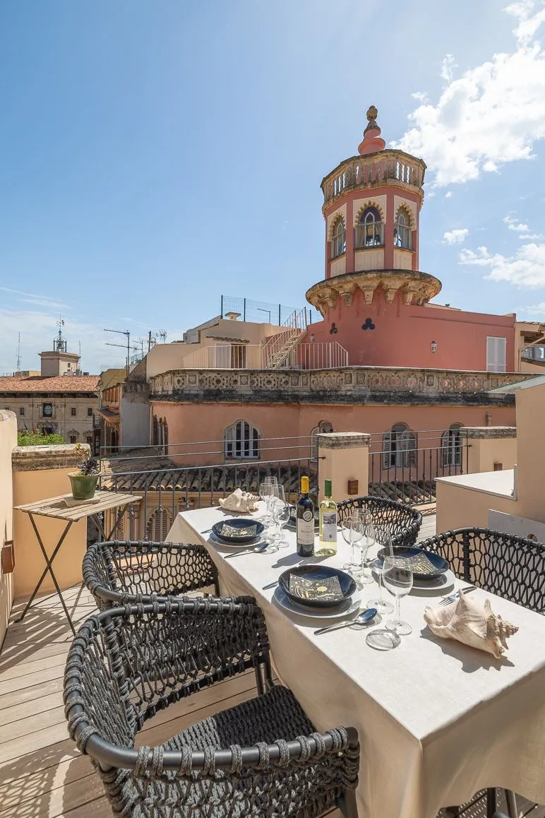 Charming penthouse in Palma's pedestrian zone-9