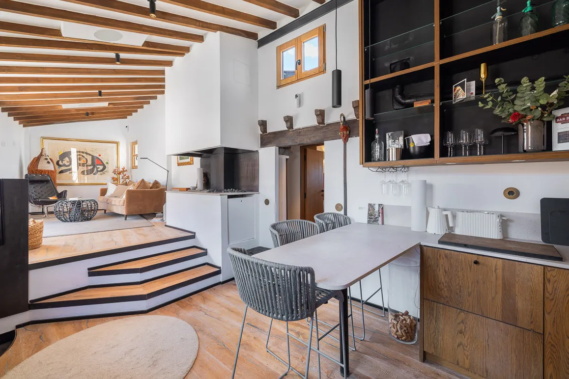 Charming penthouse in Palma's pedestrian zone-4