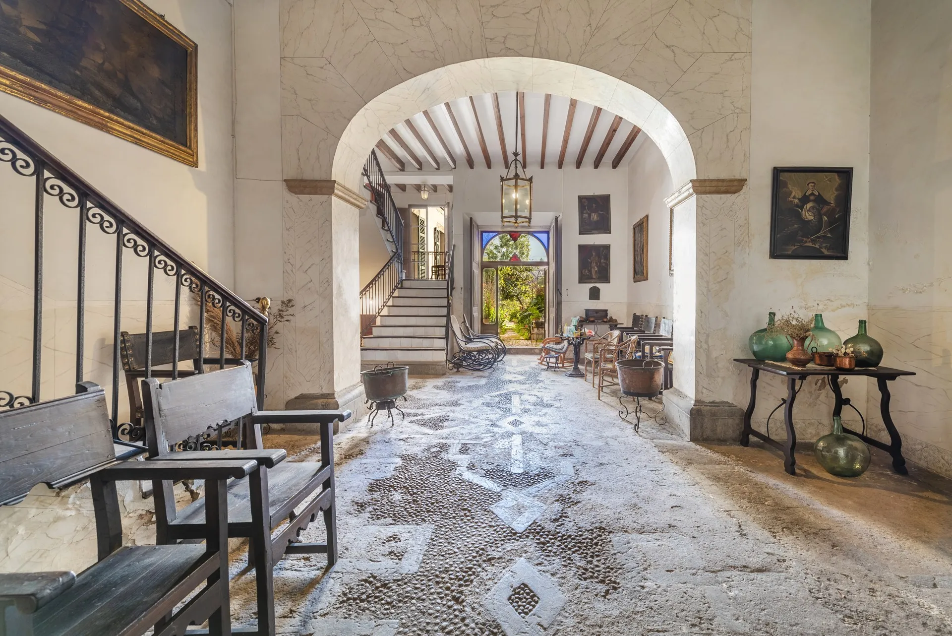 Encantadora casa de pueblo del siglo XIX para renovar-2