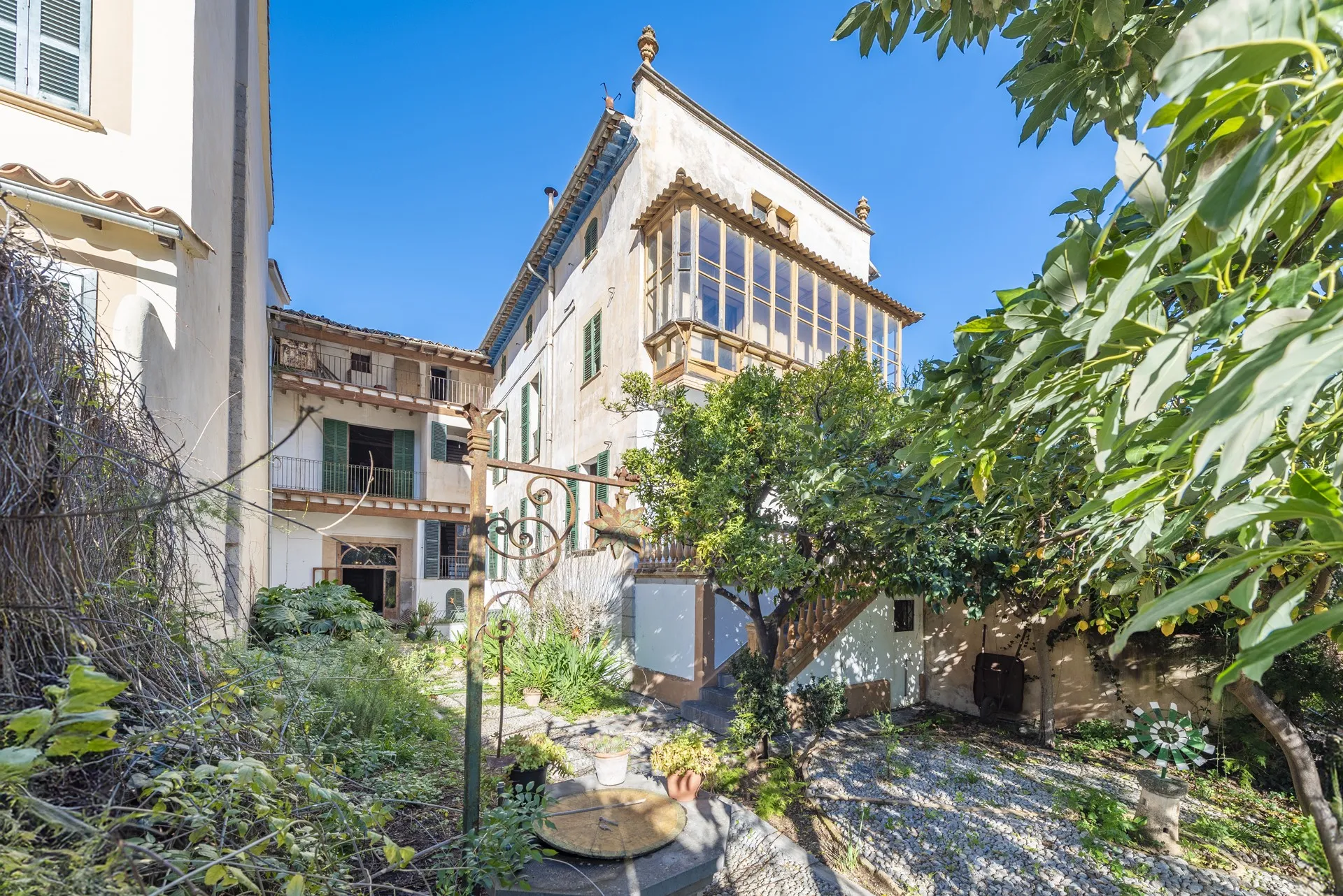 Encantadora casa de pueblo del siglo XIX para renovar-3