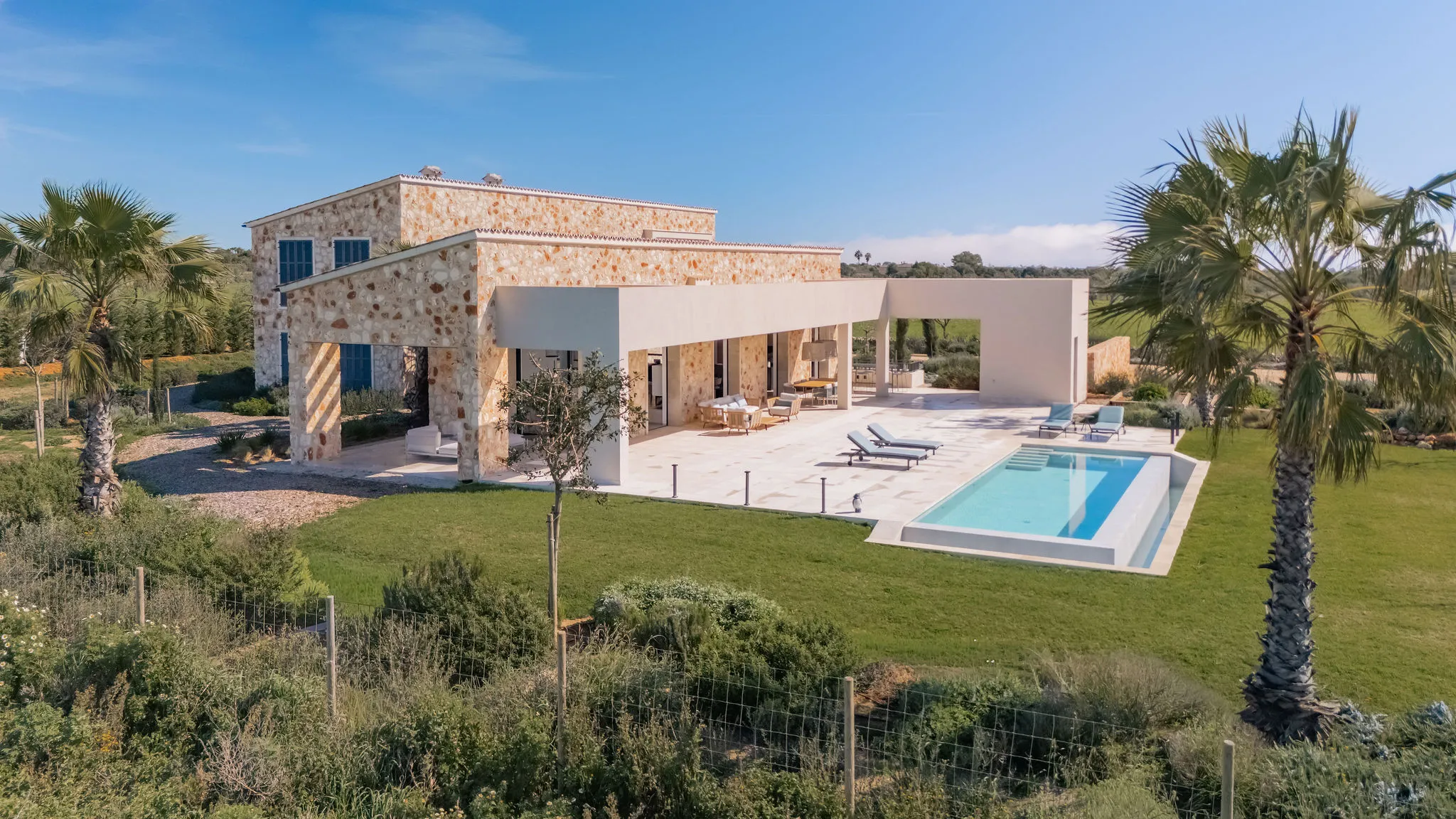 Exclusive new build finca in idyllic location near Cala Llombards-1