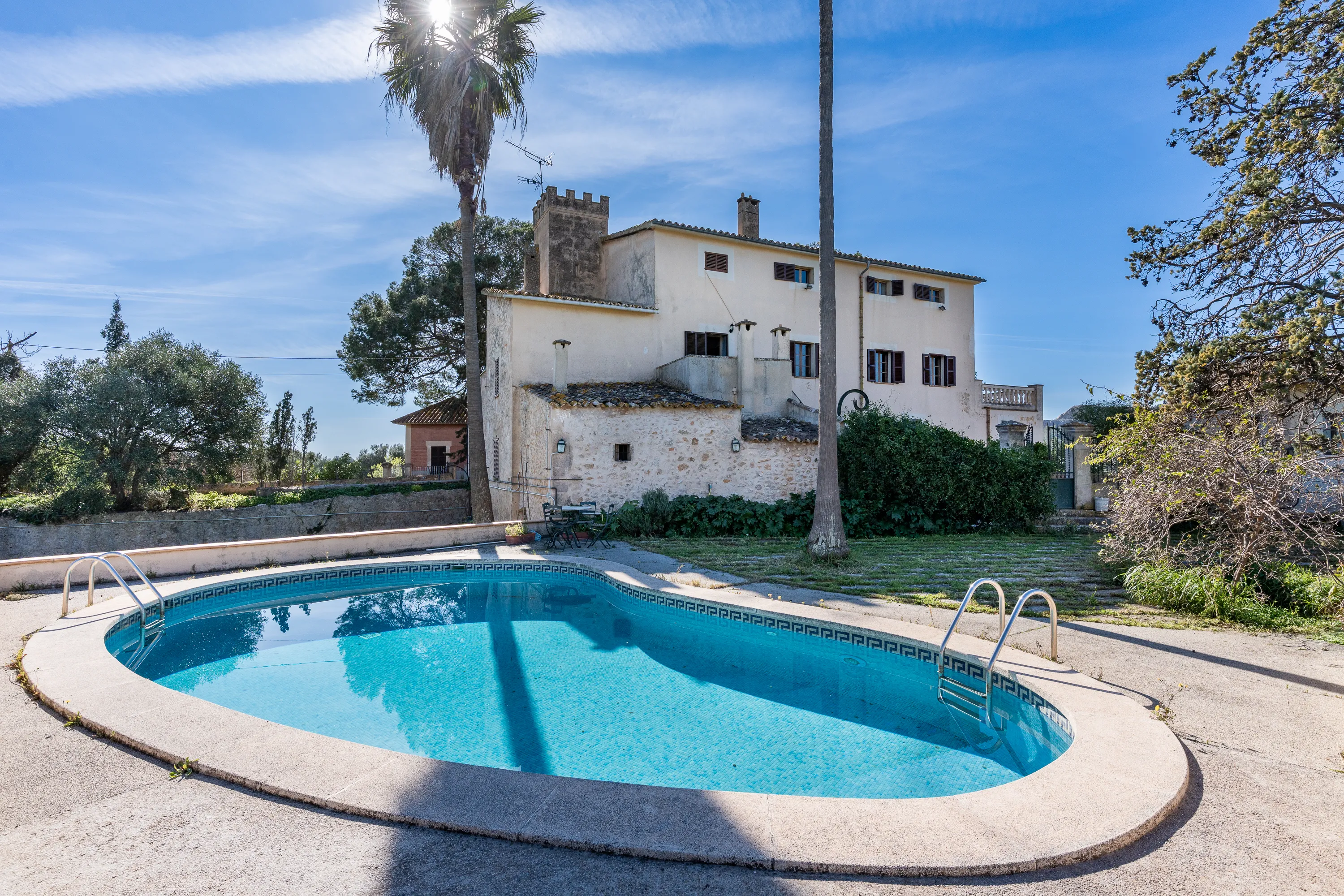 Finca mallorquina con carácter, privacidad y vistas únicas-19