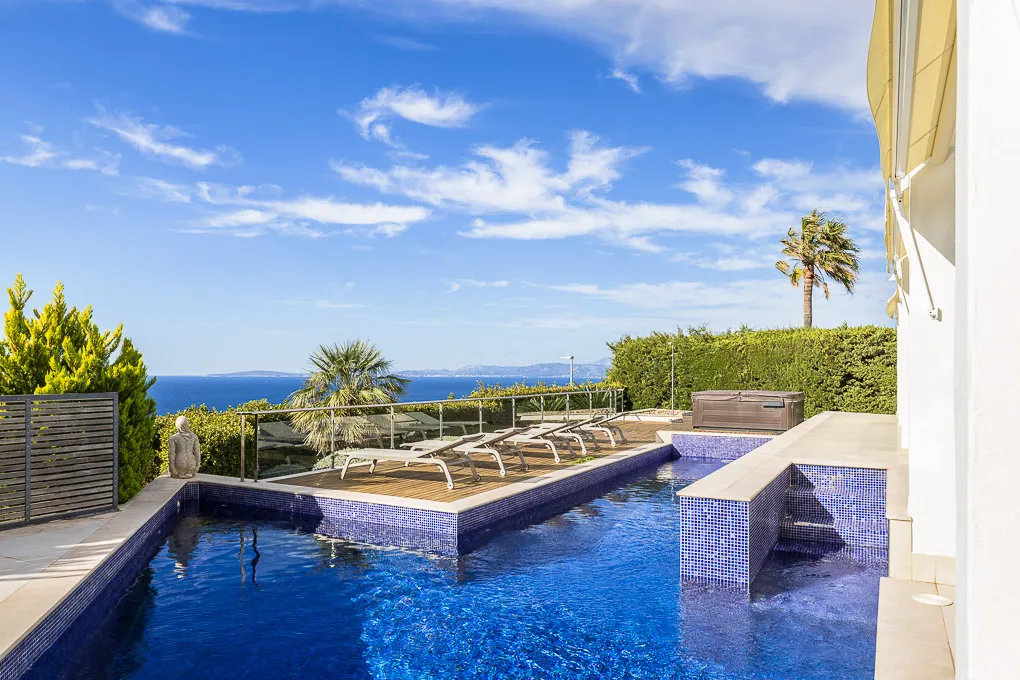 Villa moderna in posizione privilegiata e superba vista sulla baia a Bahia Azul-15