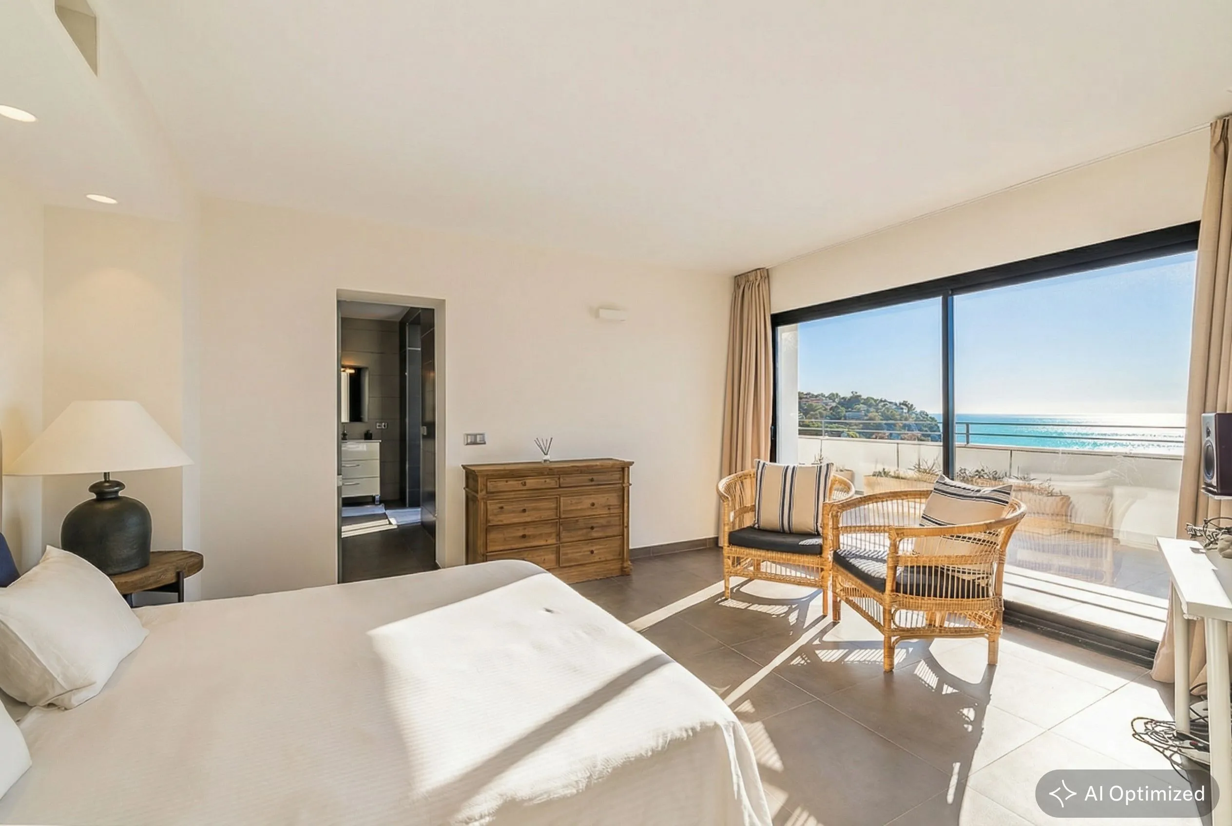 Moderne villa med bedste beliggenhed og fantastisk udsigt over bugten-9