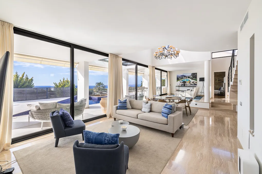 Villa moderna in posizione privilegiata e superba vista sulla baia a Bahia Azul-4