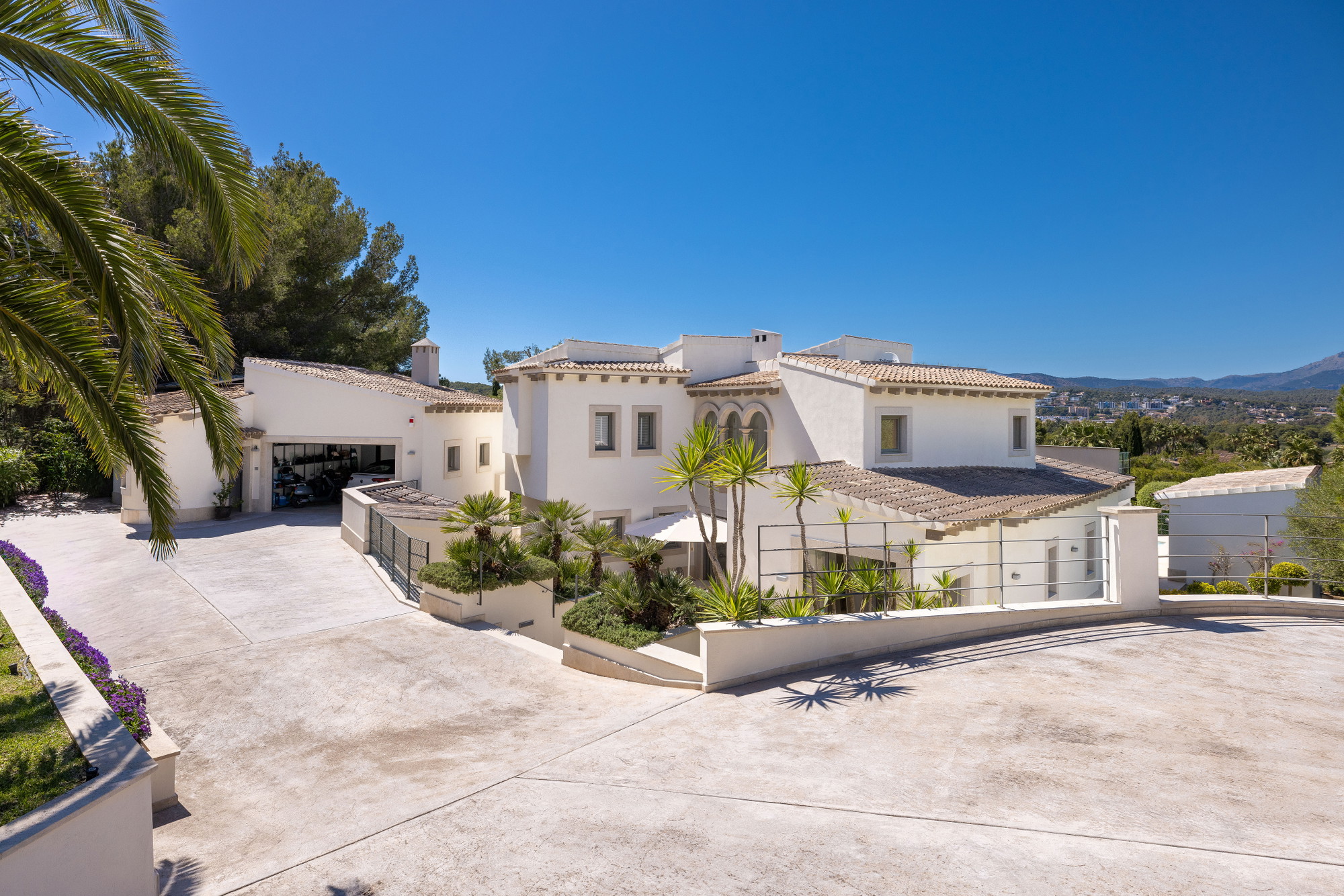 Exclusive golf estate in prime Santa Ponsa location – Elegance, privacy & Mediterranean living-24
