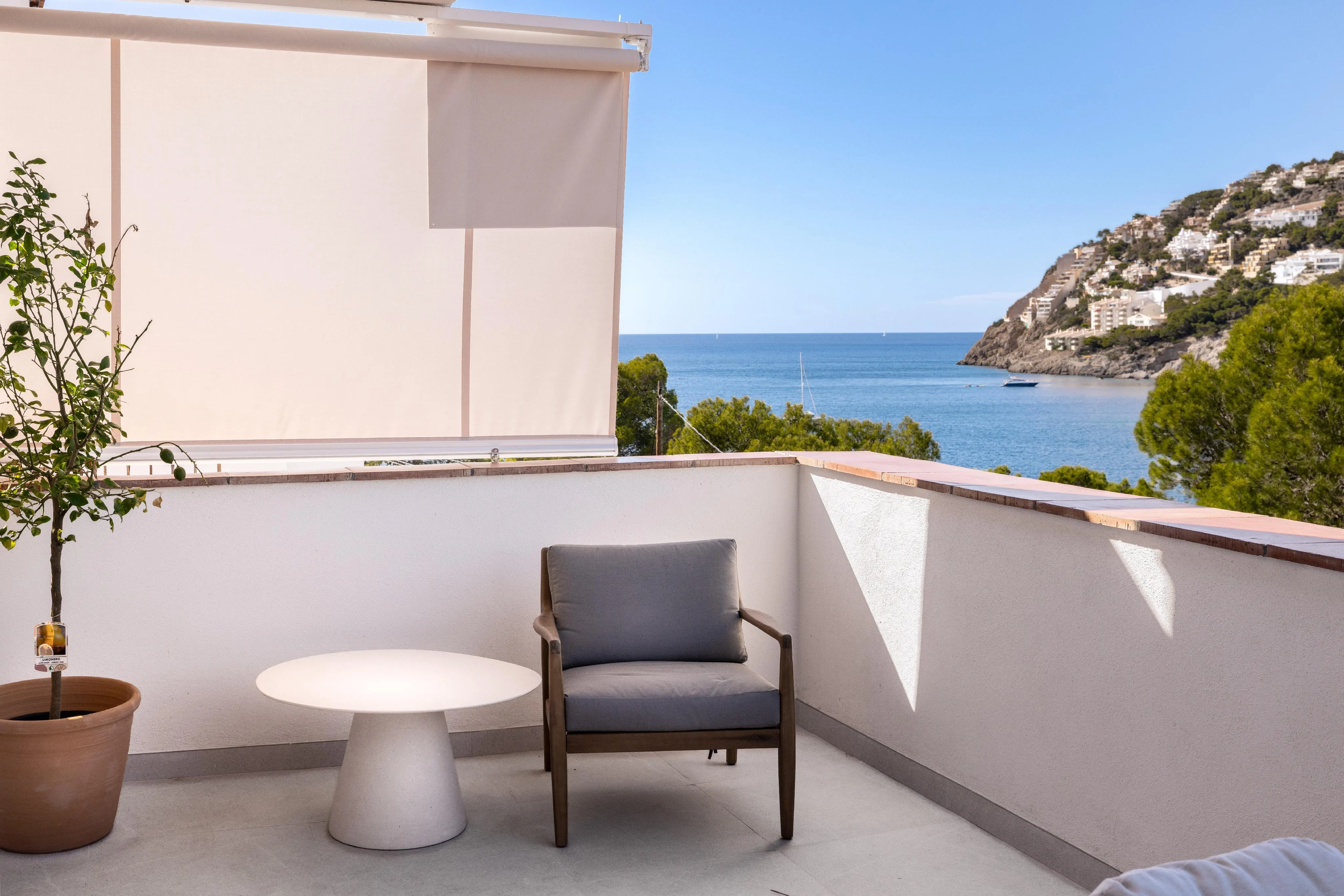 Exclusivo apartamento con encanto y vistas panorámicas-14