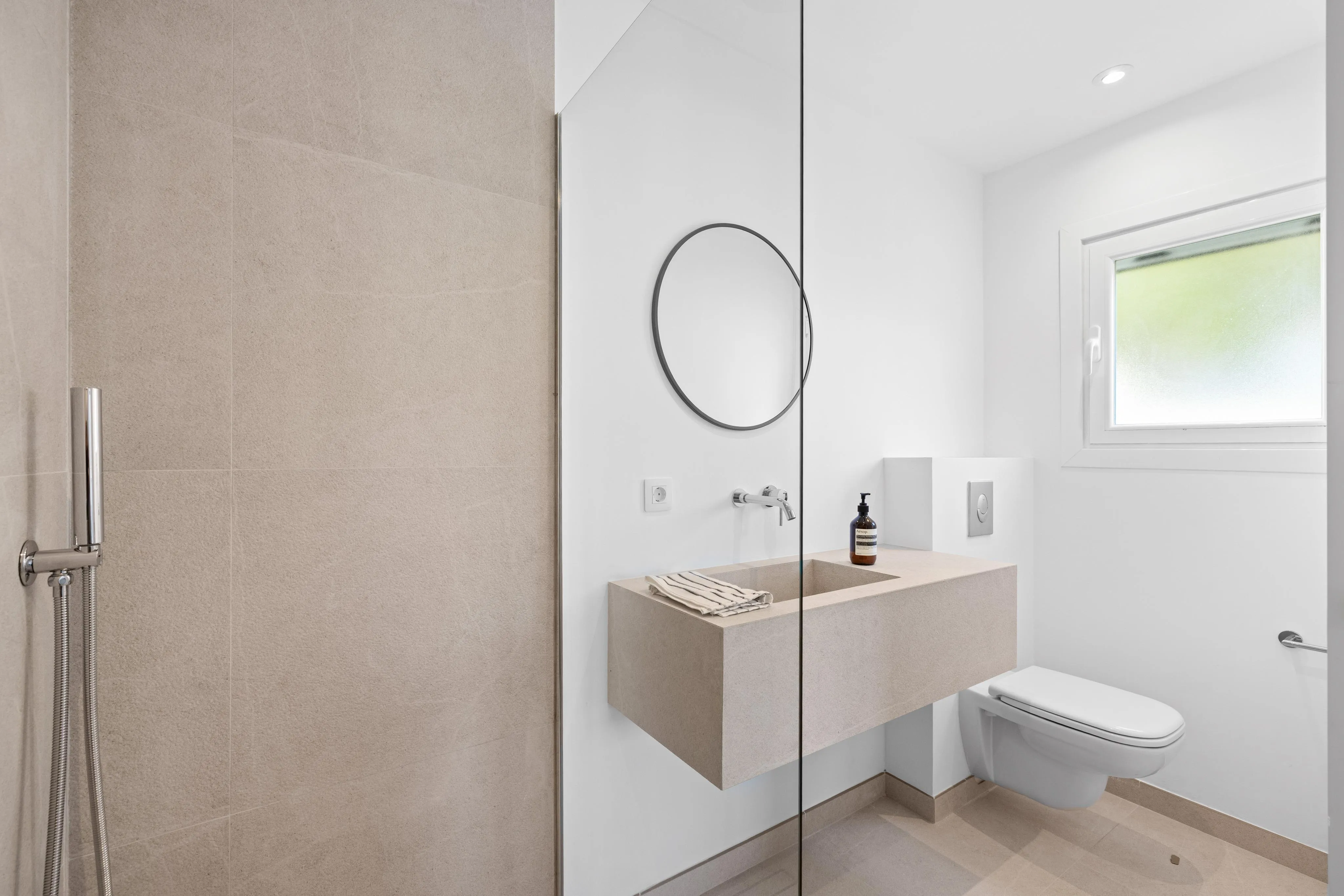 Exclusivo apartamento con encanto y vistas panorámicas-13