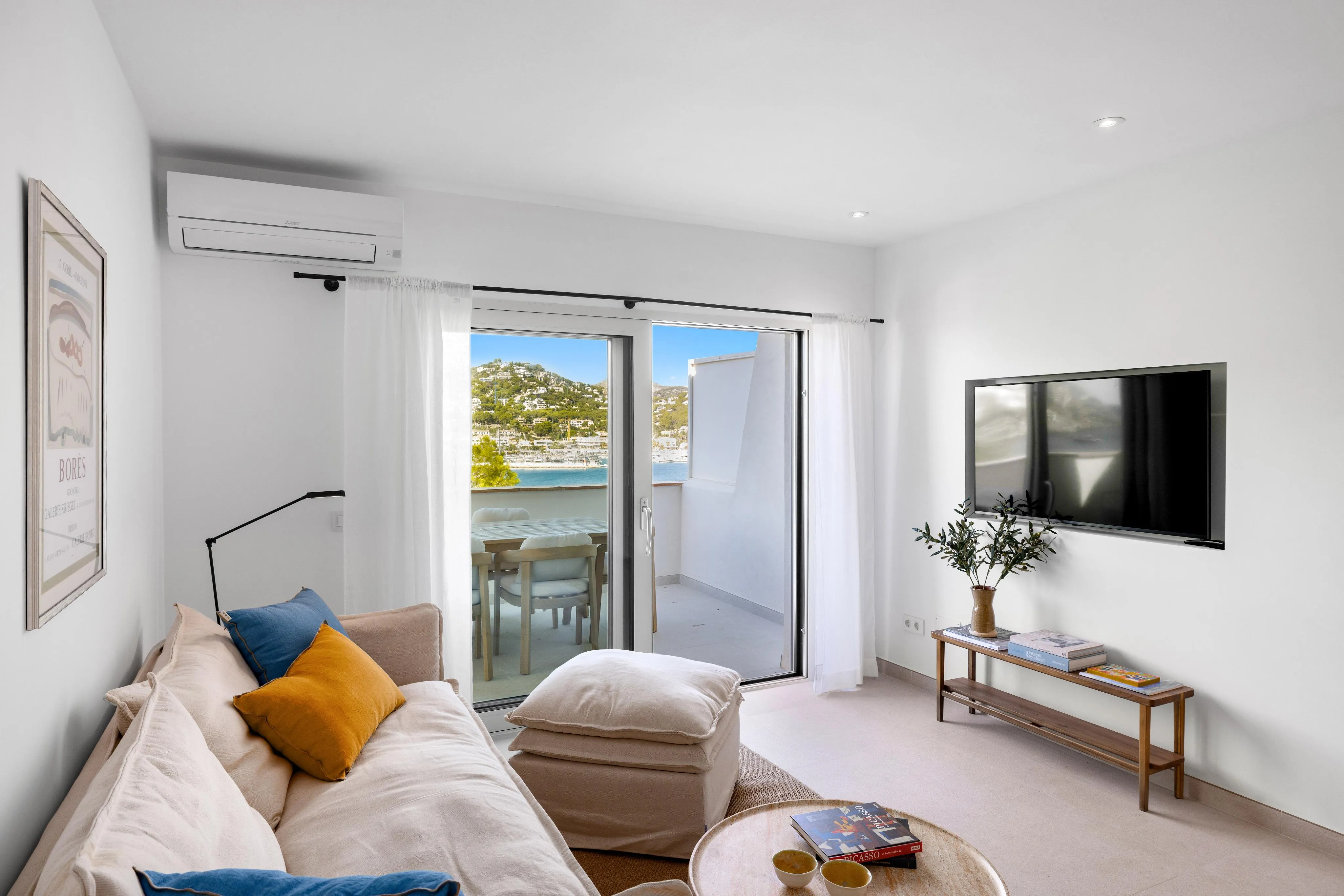 Exclusivo apartamento con encanto y vistas panorámicas-3