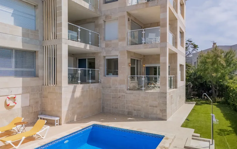 Encantador apartament amb vistes parcials al mar a Cala Figuera