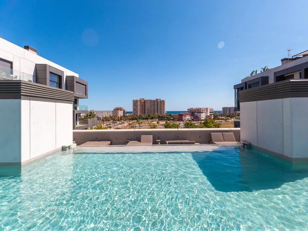 Newly built flat with terrace, parking and communal pool-13