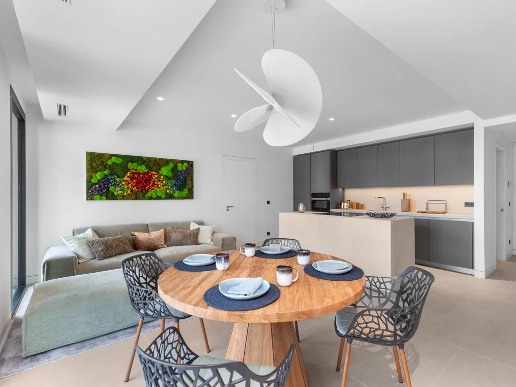 Newly built flat with terrace, parking and communal pool-4
