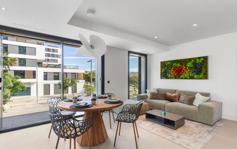 Appartement neuf avec terrasse, parking & piscine communautaire