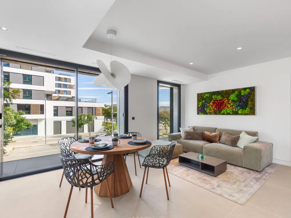 Newly built flat with terrace, parking and communal pool-1