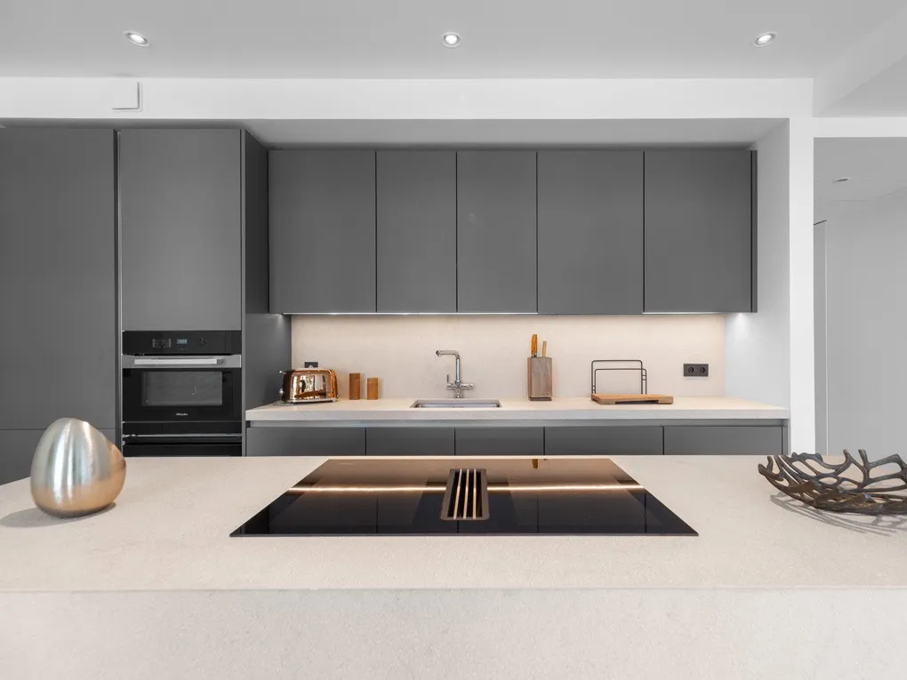 Newly built flat with terrace, parking and communal pool-5